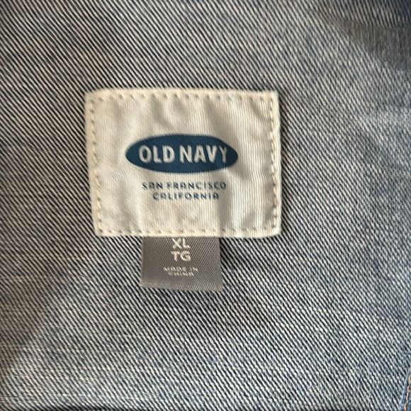 Old Navy Jean Jacket Size XL - Picture 2 of 9